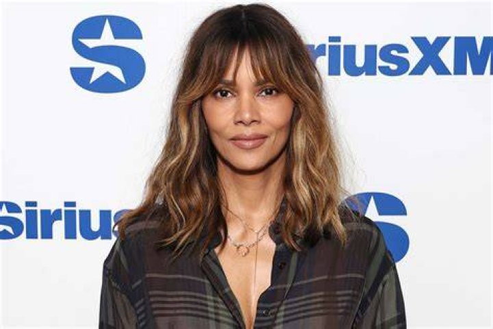 Halle Berry Explains Why She’s Chronically Single